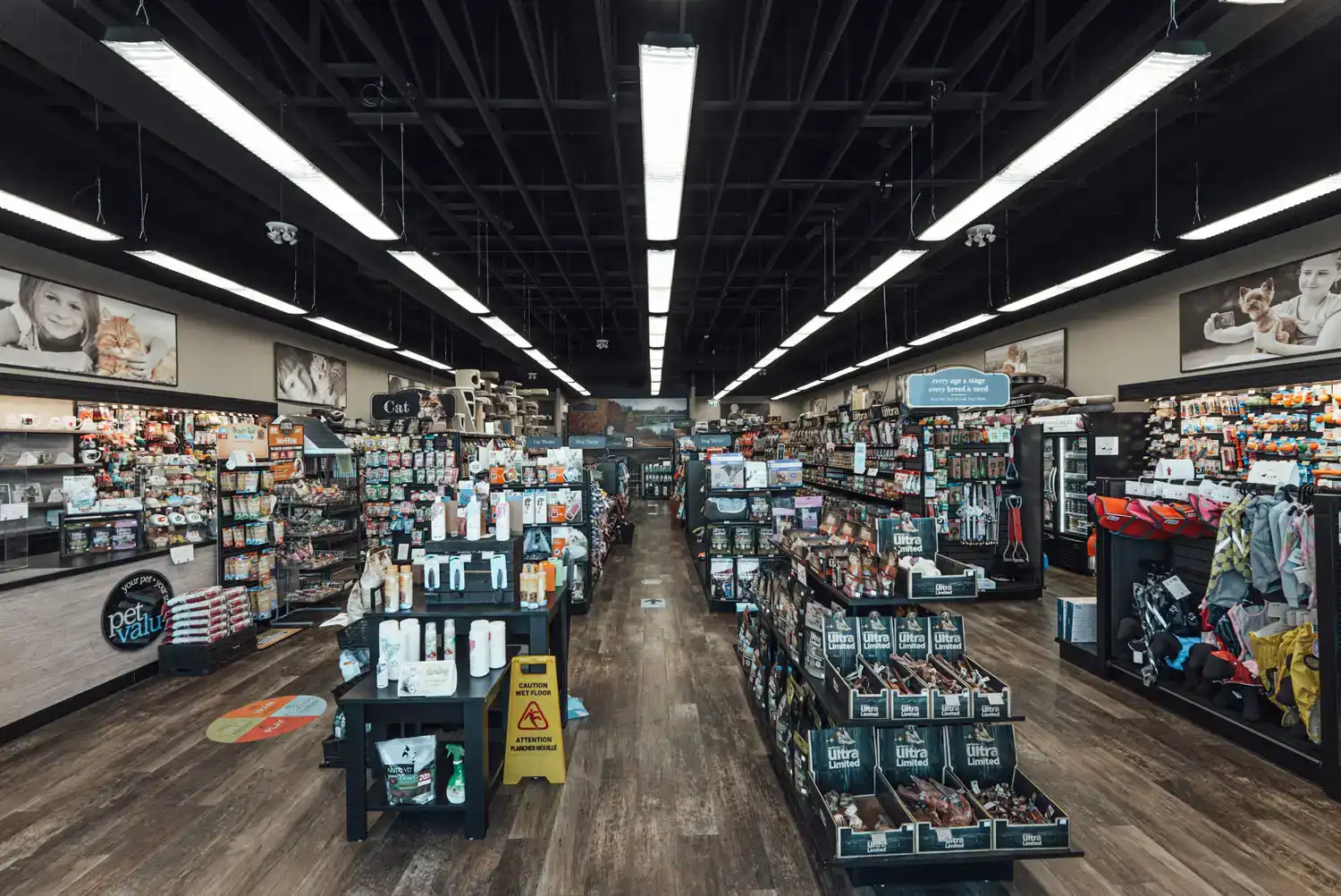 picture of a store